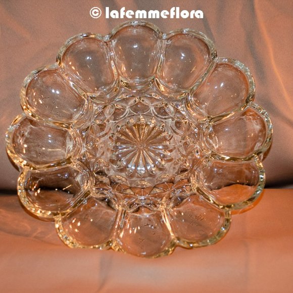 Anchor Hocking (clear) Glass Egg or Oyster Plate - Picture 2 of 4